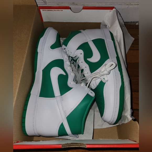 Nike Dunk Hi Retro Bttys - Picture 5 of 9